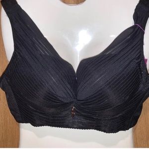 Mushiq Black Sexy Support Bra 42 B/C New With Tags